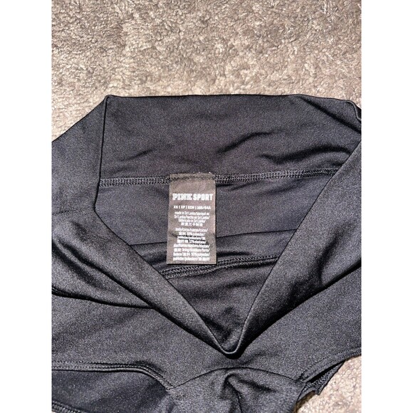 Vs pink shorts - Picture 2 of 5